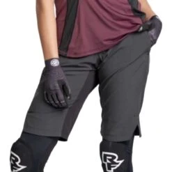 Race Face Traverse Short - Women's -Patagonia Shop BLA 102