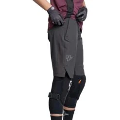 Race Face Traverse Short - Women's -Patagonia Shop BLA D4 22