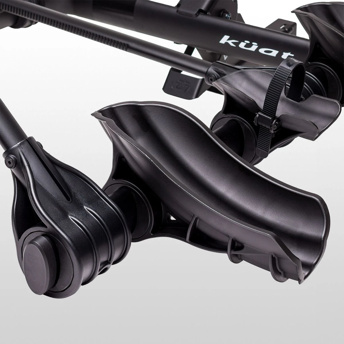 Kuat Transfer V2 3 Bike Hitch Rack 6 Kuat Transfer V2 3 Bike Hitch Rack - Image 4