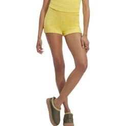 Ugg Finola Short - Women's 9 Ugg Finola Short - Women's -Patagonia Shop PALLIL